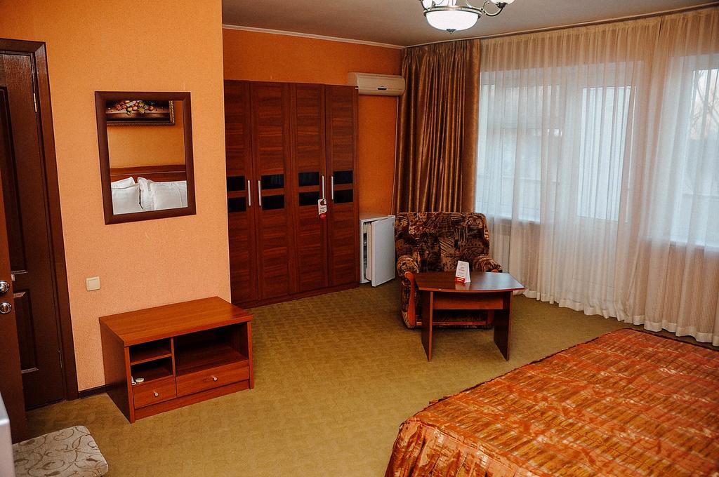 Dostyk Hotel Çimkent Dış mekan fotoğraf