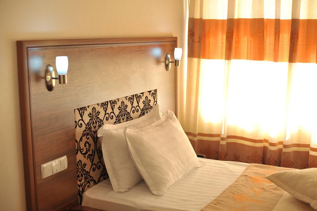 Dostyk Hotel Çimkent Dış mekan fotoğraf