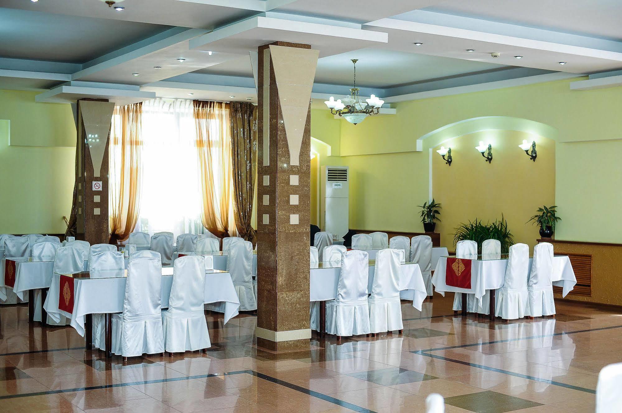 Dostyk Hotel Çimkent Dış mekan fotoğraf