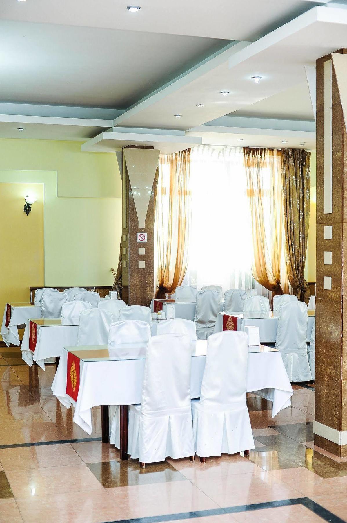 Dostyk Hotel Çimkent Dış mekan fotoğraf