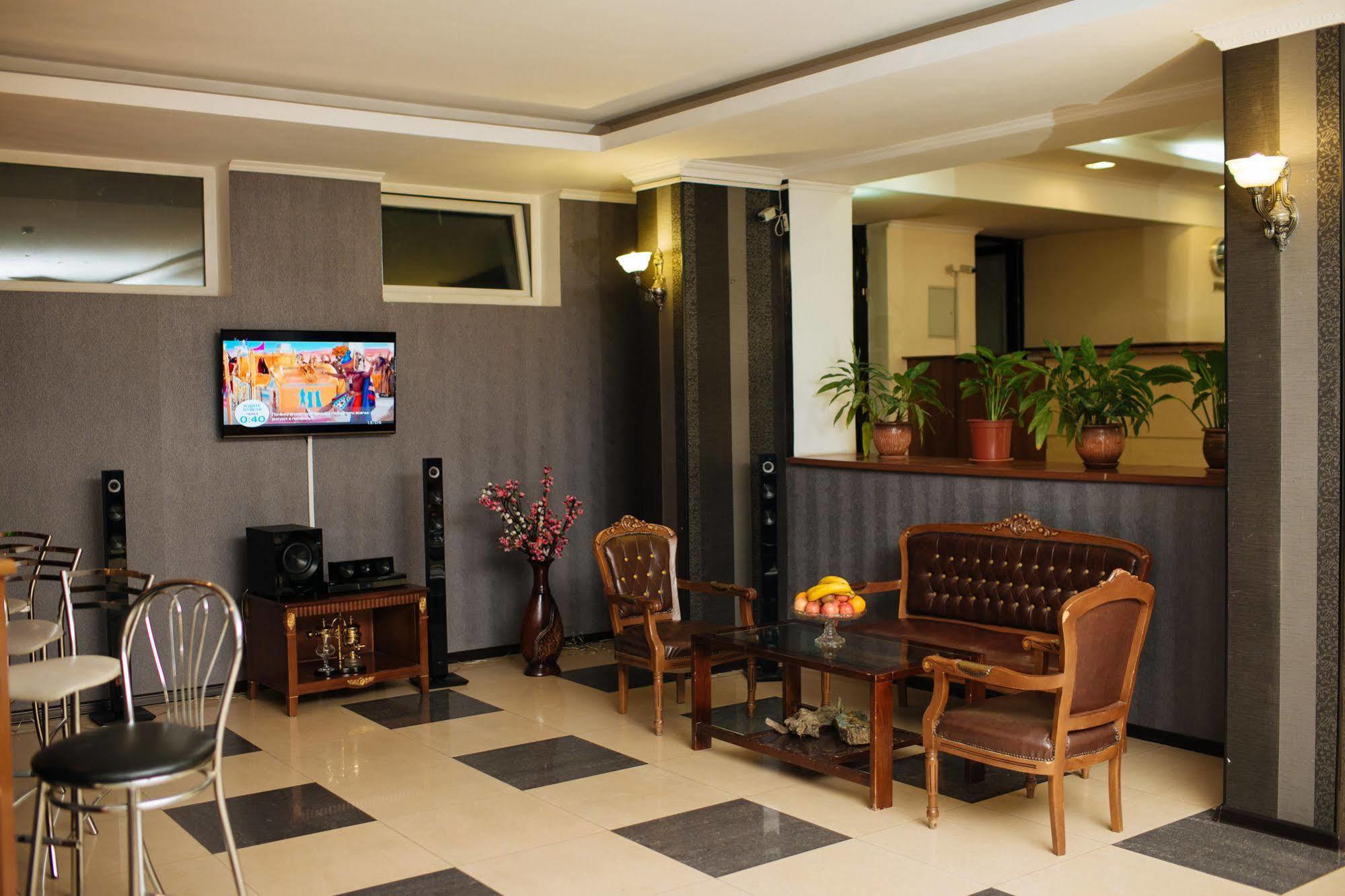 Dostyk Hotel Çimkent Dış mekan fotoğraf